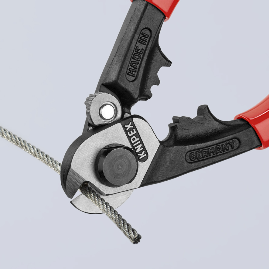 KNIPEX SmartGrip® Water Pump Pliers with automatic adjustment